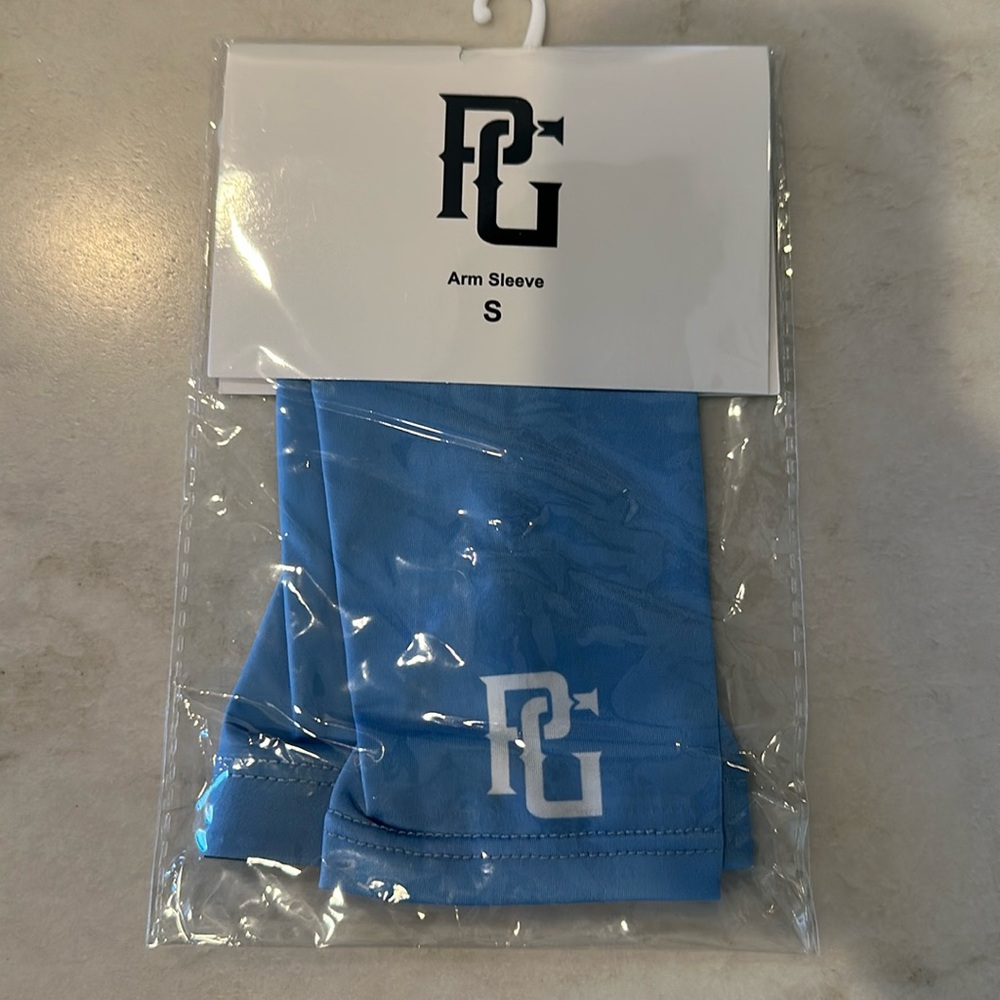 Perfect game performance baseball arm sleeve, size small, new in bag,